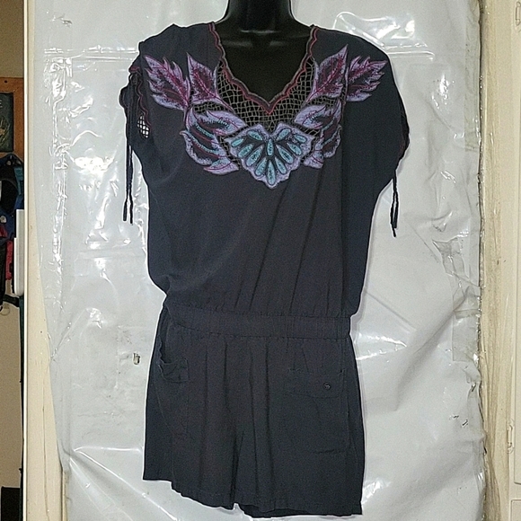 SWEET by Miss Me charcoal gray boho romper Floral Cutout Summer Beach Coastal - Picture 1 of 6